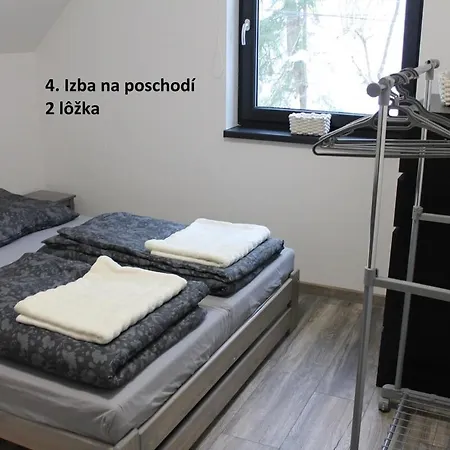 Oscadnica, Tadorka Nyaraló *