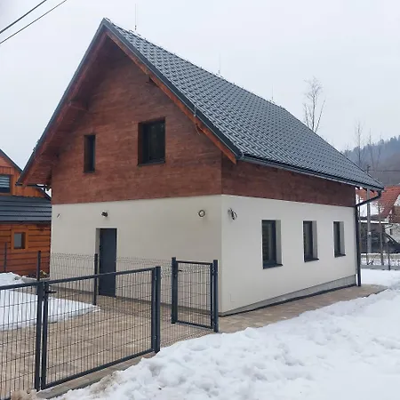 Tadorka, Oscadnica Čadca