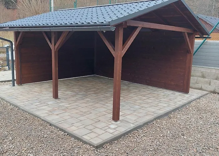 Tadorka, Oscadnica Casa vacanze